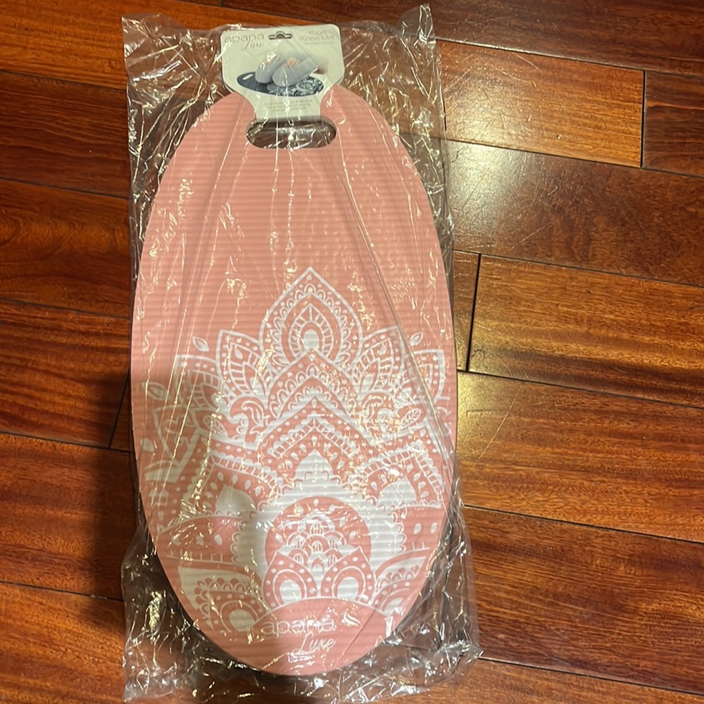 Yoga Knee Mat Salmon Pink New